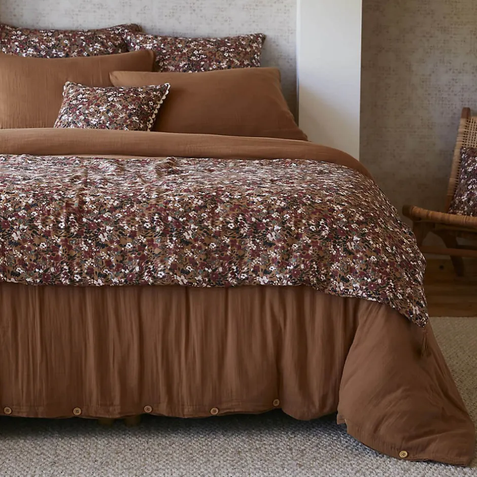 Altobuy ADONIS - Chemin de Lit 90x200cm Gaze de Coton Brun Imprimé Fleur Détail 4 Pompons