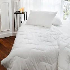 Linnea Couette 4 saisons 200x200 cm HARMONIE garnissage fibre polyester 450g/m2