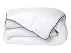 Vente-unique Couette Câline toucher soie 240 x 260 cm - 250 g/m² - Blanc biais gris - BIESYA