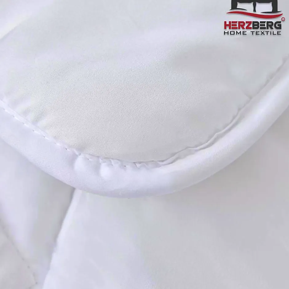 Herzberg Couette en microfibre 200X200cm Blanche HG22067WD