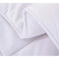 Herzberg Couette en microfibre 200X200cm Blanche HG22067WD