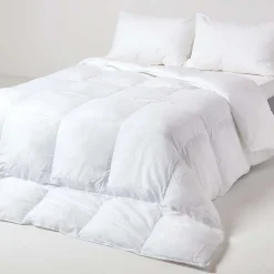 Homescapes Couette hiver 200 x 200 cm en microfibre 13.5 Tog - Best