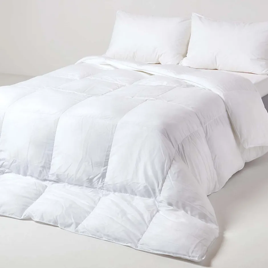 Homescapes Couette hiver 200 x 200 cm en microfibre 13.5 Tog - Best