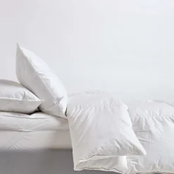 Homescapes Couette hiver très chaude 200 x 200 cm en duvet et plumes de canard 15 Tog - Discount