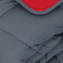Linnea Couette hiver 140x200 cm COCOON BICOLORE Gris/Rouge garnissage fibre polyester 400g/m2