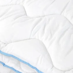 Linnea Couette hiver 200x200 cm HARMONIE garnissage fibre polyester 450g/m2