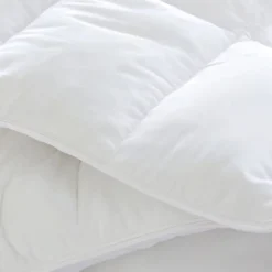 Sensei Maison Couette naturelle - Chaude - 70% duvet anti-acarienne 280x240 cm APPALACHES Discount