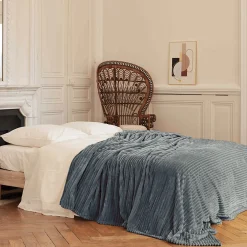 Linnea Couverture 100% polyester 240x300 cm microvelours DOLCE vert argile
