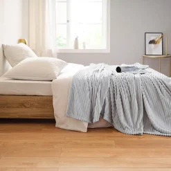 Linnea Couverture 100% polyester 220x240 cm microvelours DOLCE gris perle Online