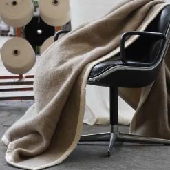 Linnea Couverture 100% pur laine vierge 180x240 cm PASTORALE blanchie