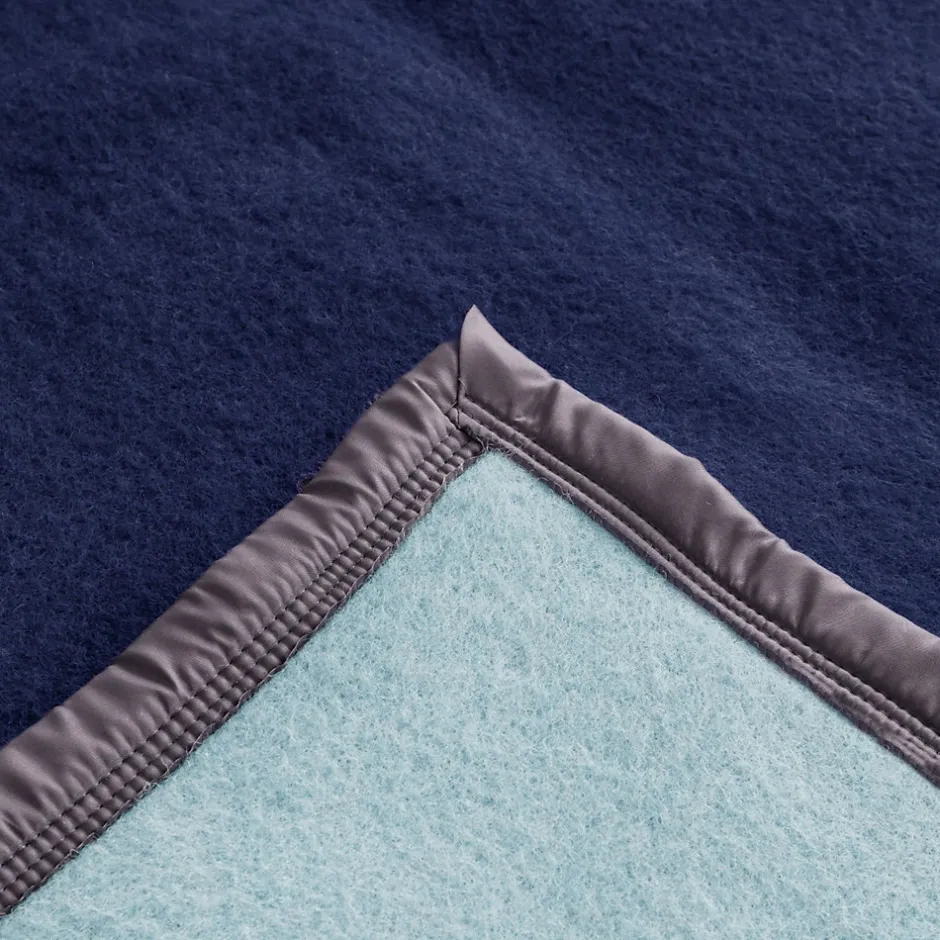 Linnea Couverture pure laine vierge Woolmark 500g/m² VOLTA 220x240 cm Bleu Marine/Myosotis