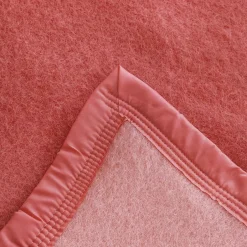 Linnea Couverture pure laine vierge Woolmark 500g/m² VOLTA 240x260 cm Rouge Bois de rose Clearance