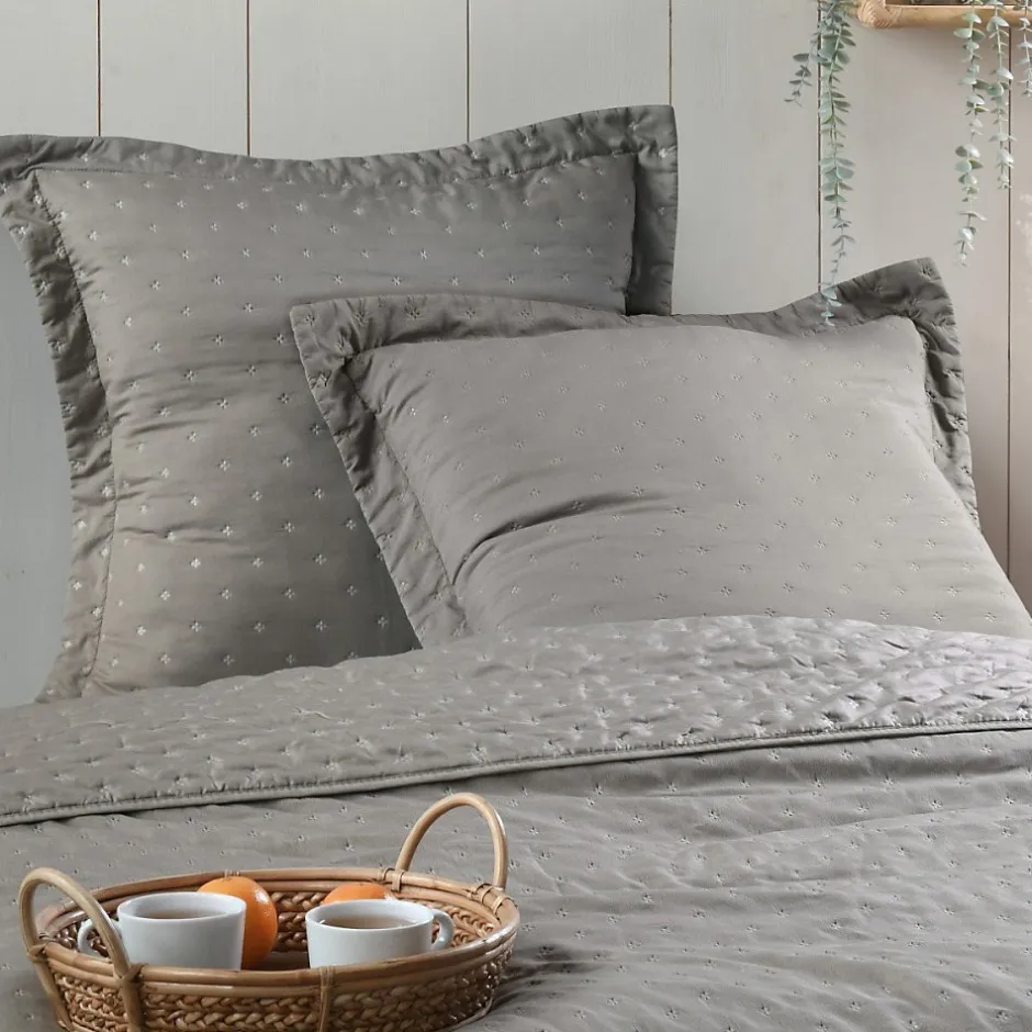 Lovely Casa Couvre lit boutis réversible 260x240 avec 2 taies d'oreiller
