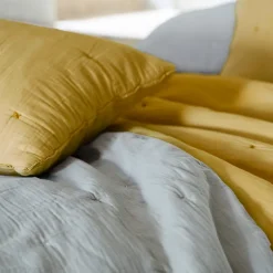 Linnea Couvre lit capitonné en mousseline de coton 180x240 cm ANDROS jaune jasmin