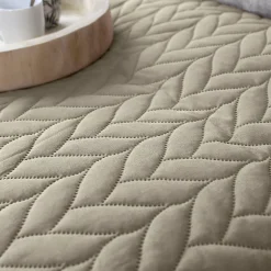 Home Maison Couvre lit en microfibre dessin par ultrason (240x220 cm - Naturel)