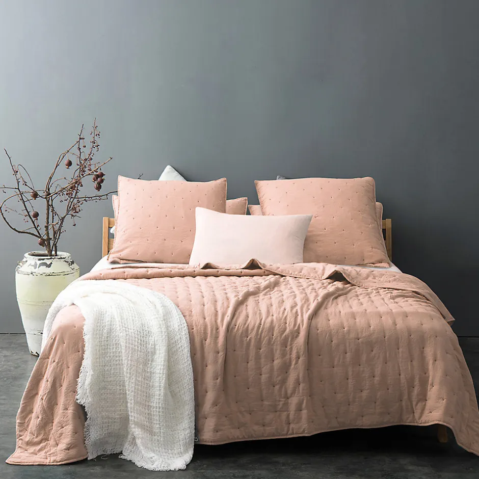 Linder Couvre lit matelassé et moelleux (230x250 cm - Rose Clair)