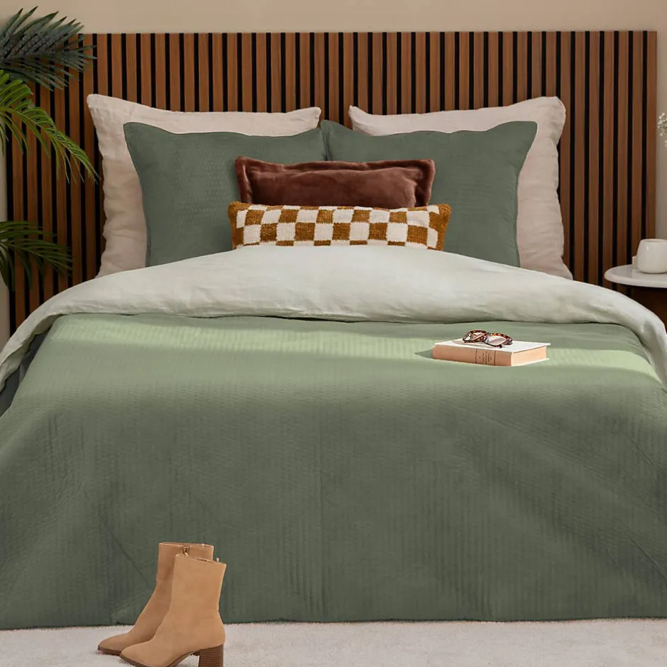 Atmosphera Créateur D'Intérieur Dessus de lit Lilou vert céladon 260x240cm - Atmosphera