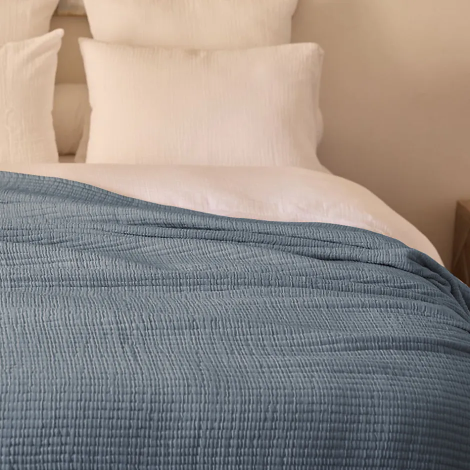 Linnea Dessus de lit 180x250 cm en coton lavé SEVILLE bleu abysse