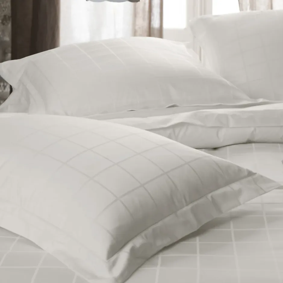 Linnea Drap housse CONCERTO satin de coton 200x200 cm bonnet 40 cm uni beige Craie Discount