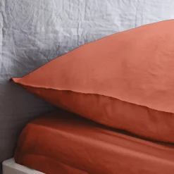 Linnea Drap housse uni 140x190 cm MILA polyester micro lavée rouge terracotta