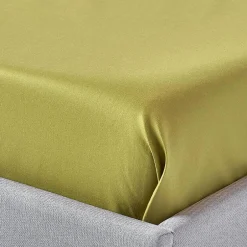 Homescapes Drap plat en satin de coton égyptien 1000 fils vert olive, 240x300 cm - Outlet
