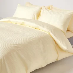 Homescapes Drap plat satin rayé en coton égyptien 330 fils jaune pâle, 180x290 cm - Hot