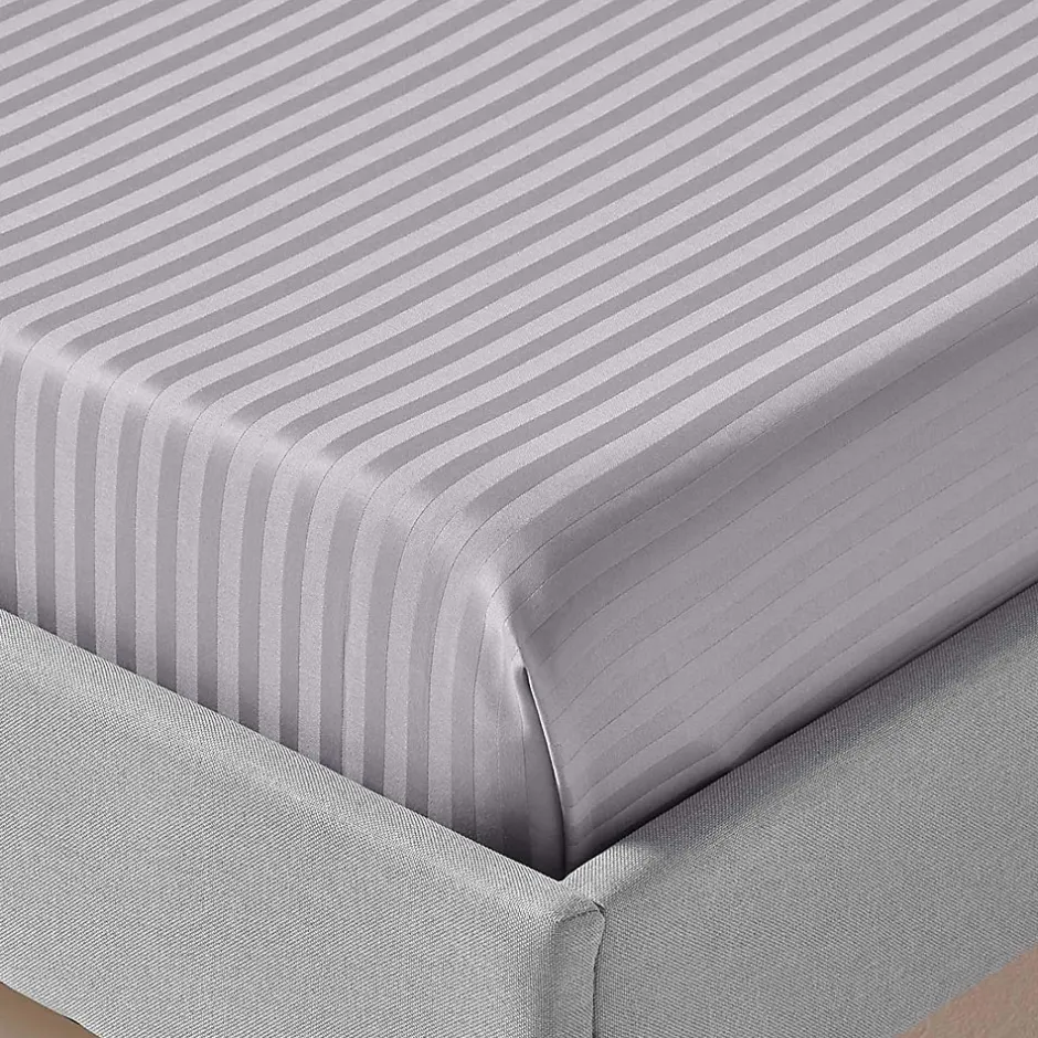 Homescapes Drap plat satin rayé en coton égyptien 330 fils gris, 270x300 cm - Clearance