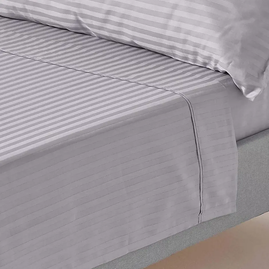 Homescapes Drap plat satin rayé en coton égyptien 330 fils gris, 180x290 cm - Outlet