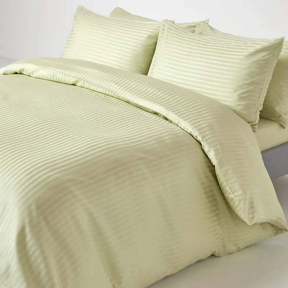 Homescapes Drap plat satin rayé en coton égyptien 330 fils vert sauge, 178x255 cm -