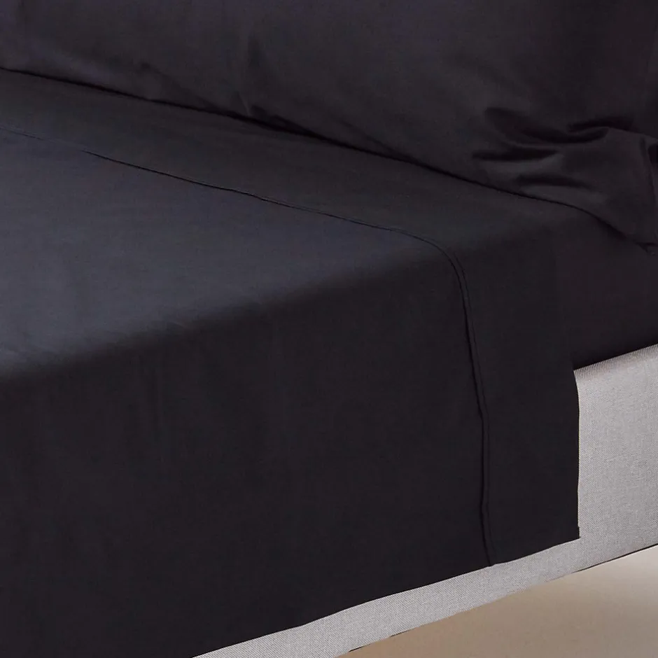 Homescapes Drap plat uni 100 % coton égyptien 200 fils noir, 240x275 cm -