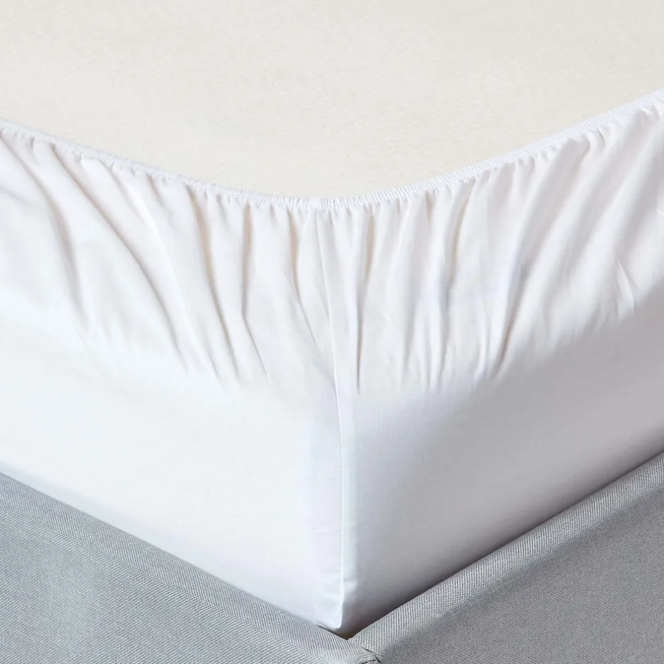 Homescapes Drap-housse blanc 100% coton égyptien 200 fils 140 x 200 cm -