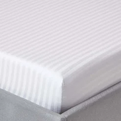 Homescapes Drap-housse rayé 160 x 200 cm 100% coton égyptien 330 fils coloris blanc -