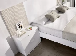 Pegane Ensemble de Tête de lit avec 2 tables de chevet de 2 tiroirs coloris imitation lamelles, blanc