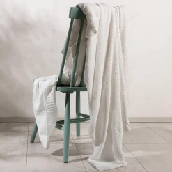 Venture Home Jeté de canapé en polyester chenille Ally 170x130 cm
