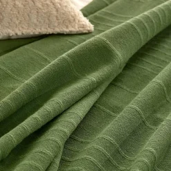 Atmosphera Créateur D'Intérieur Jeté de lit Anjali 220x160 vert kaki en coton - Atmosphera