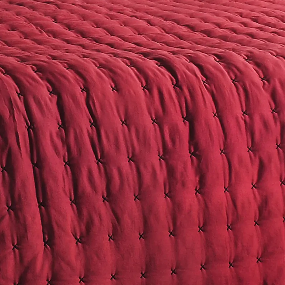 Linder Jeté de lit matelassé et uni (150x200 cm - Rouge) Outlet