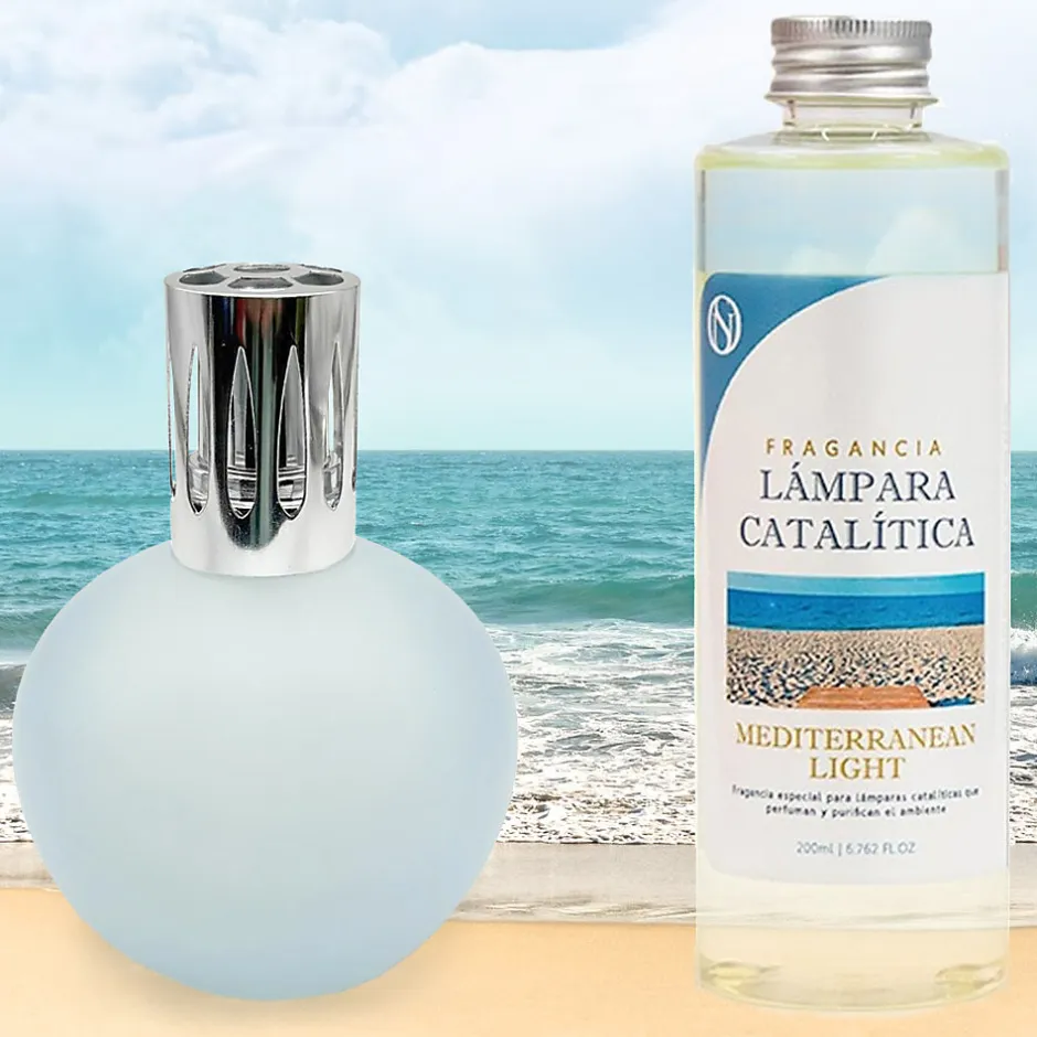 Mamamanuela Lampe catalytique Bleu-Gris Mat + Parfum Mediterranean Light 500ml. Élimine mauvaises odeurs, parfume et améliore qualité de air New