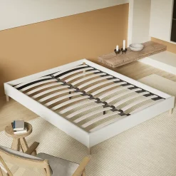 November Lit avec sommier lattes en bois - 160x200 cm - Tissu Blanc - Pieds en bois Discount