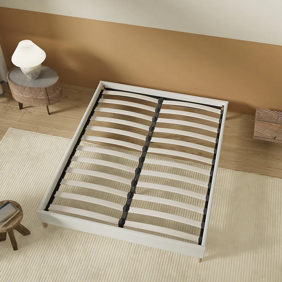 November Lit avec sommier lattes en bois - 140x190 cm - Tissu Blanc - Pieds en bois