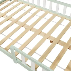 [En.Casa] Lit cabane Sisimiut avec matelas 120 x 200 cm vert menthe / blanc en.casa
