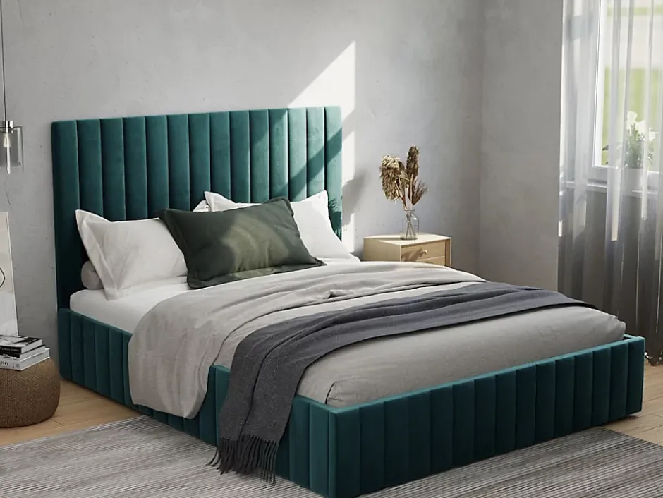 Vente-unique Lit coffre 160 x 200 cm avec tête de lit coutures verticales - Velours - Taupe - LARALI II Outlet