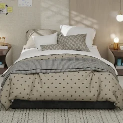 Okwish Lit Coffre Ado 140x200 cm - Lit Double Avec Vérins Hydrauliques, Bas et Moderne, Sans Tête de Lit, Sans Matelas, Velours Gris