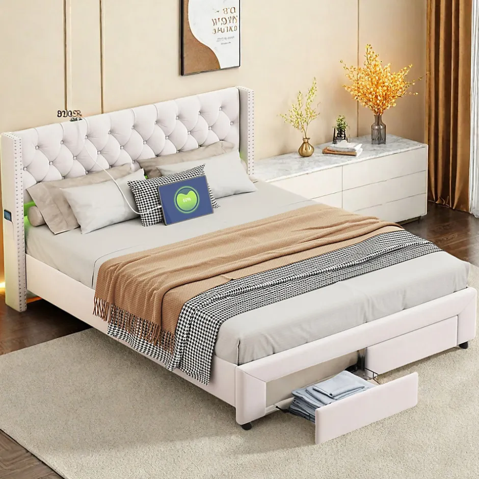 ProximaX Lit coffre 140x190 cm en velours beige, tête de lit cloutée, 2 tiroirs, ports USB, poches latérales, bande LED amovible