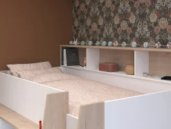Enfant Vente-unique Lit combiné 90 x 200 cm avec bureau et rangements - Blanc et naturel + Matelas - APOLINO