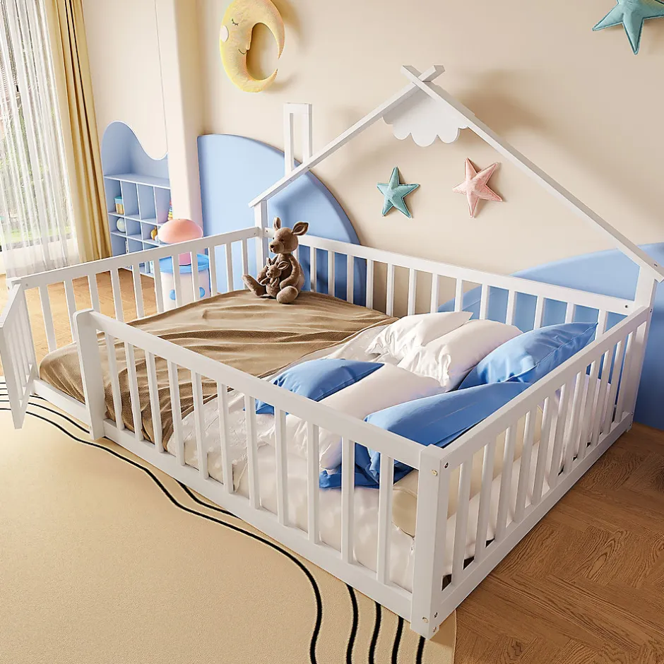 Enfant Okwish Lit enfant 140x190 cm - Lit avec barrières et design maison - Bois de pin et MDF - Sans matelas - Blanc