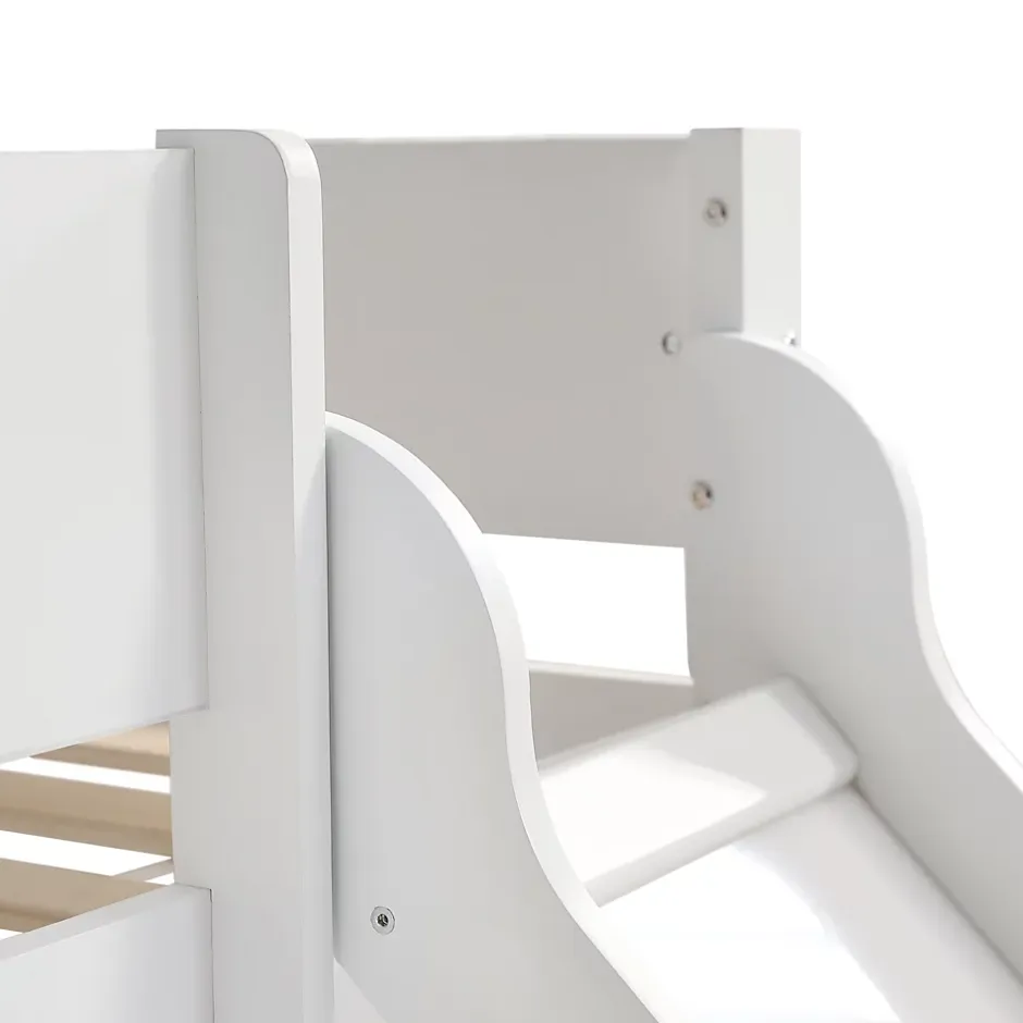 Okwish Lit mezzanine 90x200 cm - Lit avec échelle à 3 marches, toboggan et étagère amovible - Pin + MDF - Sans matelas - Blanc + Naturel Clearance