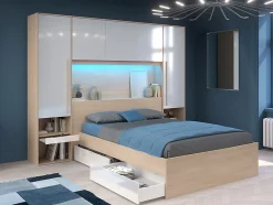 Vente-unique Lit pont 140 x 190 cm avec rangements - avec LEDs - Coloris : Naturel et blanc brillant + Sommier + Matelas - VELONA