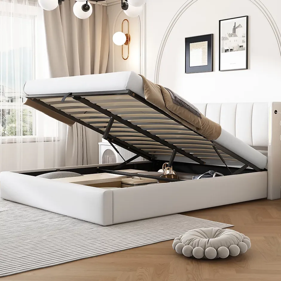 Redom Lit 140x200 cm avec tete reglable 0deg 30deg et eclairage LED dimmable, port USB et revetement PU blanc Outlet