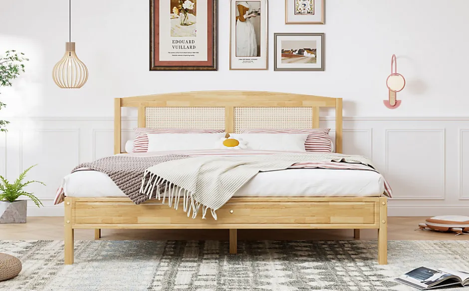 Redom Lit 160x200 cm en pin et rotin PE avec tête de lit décorative, design naturel, 15 lattes et pieds centraux