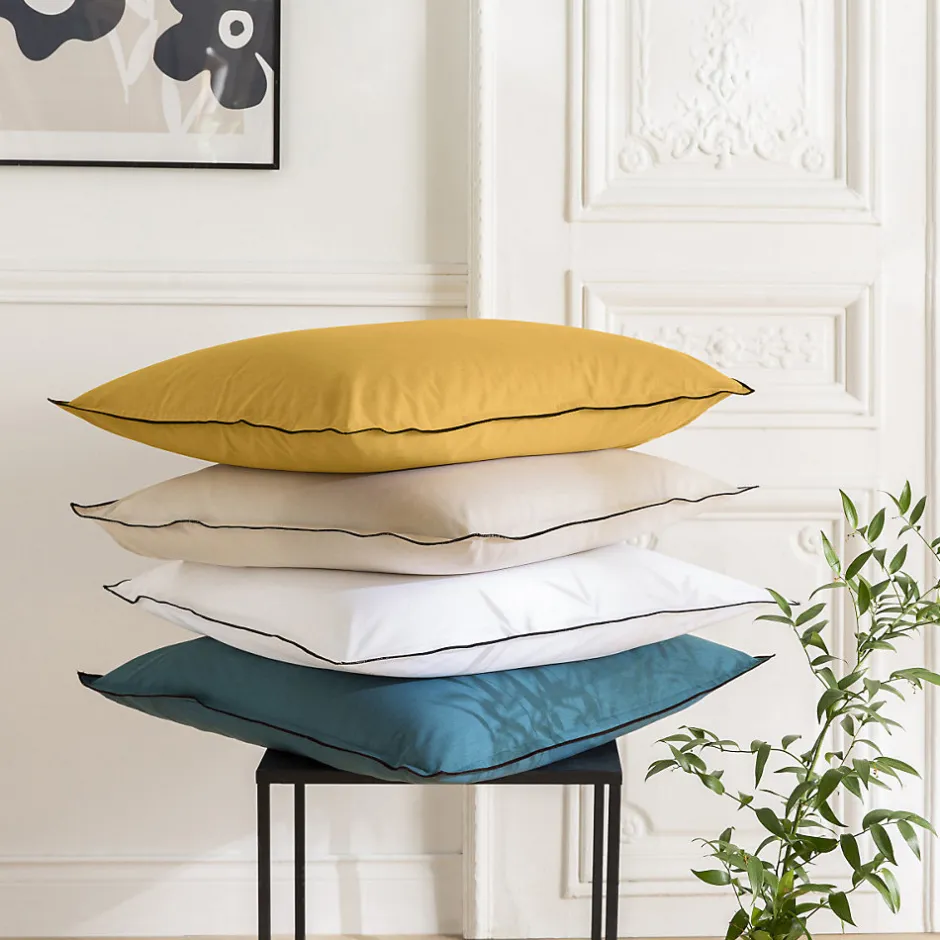 Future Home Lot de 2 taies d'oreiller unies en coton finition bourdon 65x65cm
